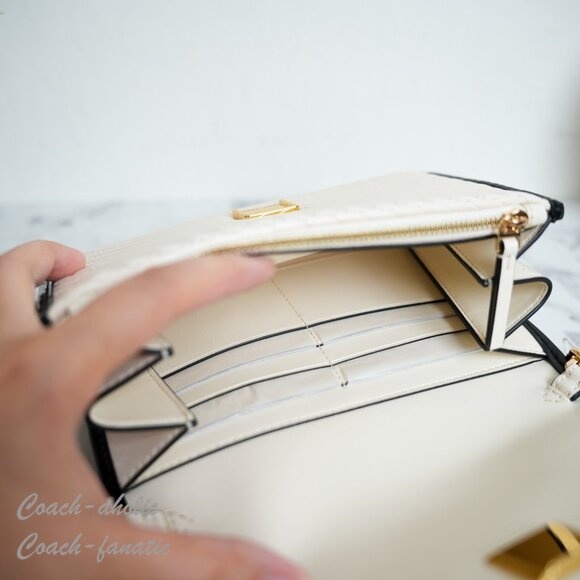 Tory Burch Emerson Patent Puffy Quilted Leather Chain Wallet Crossbody - Picture 9 of 10